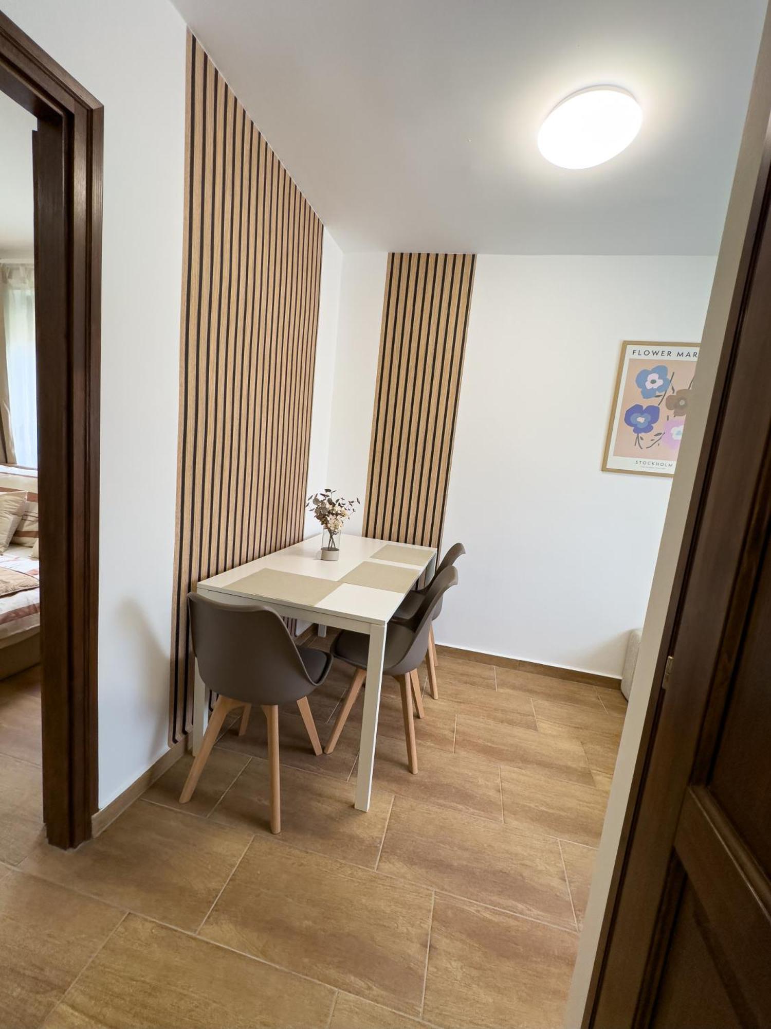 Rp Apartmanhaz Demjén المظهر الخارجي الصورة